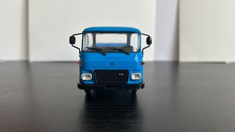 Avia a31n valník 1/43,