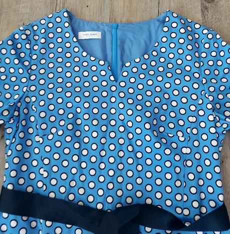 Modrobiele šaty, gerry weber,38