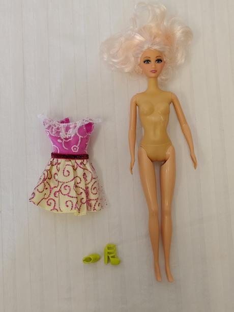 Retro blond bábika 31 cm, originál barbie sandále,