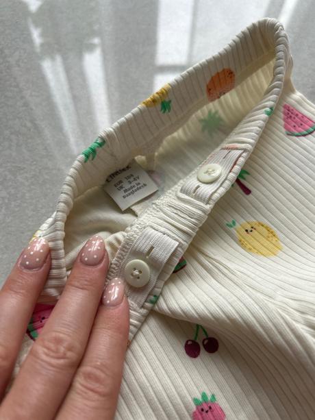 Lindex leginy perfektný stav, lindex,104