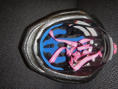 Detska prilba zn. specialized, s