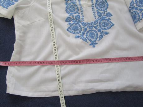 2100. vyšívaná blúzka, m