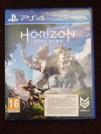 Horizont zero dawn na ps4,