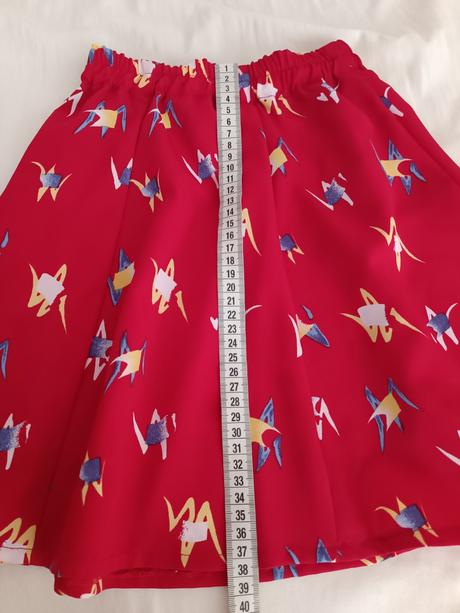 Dievčenský kostým, modelko,122