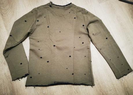 Mikina alligalli, 146