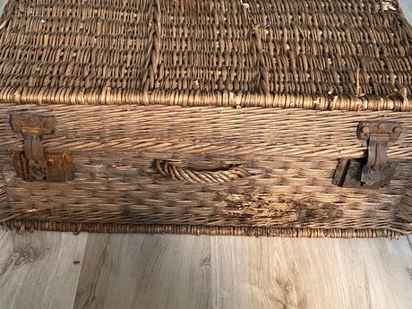 Krásny starý retro úložný zberateľský kôš kufor, 