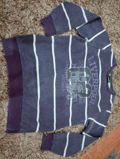 Pulover 146-152, 146