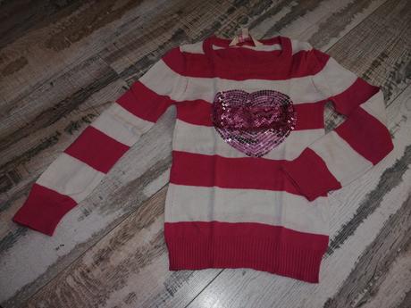 Sveter, girl2girl,116