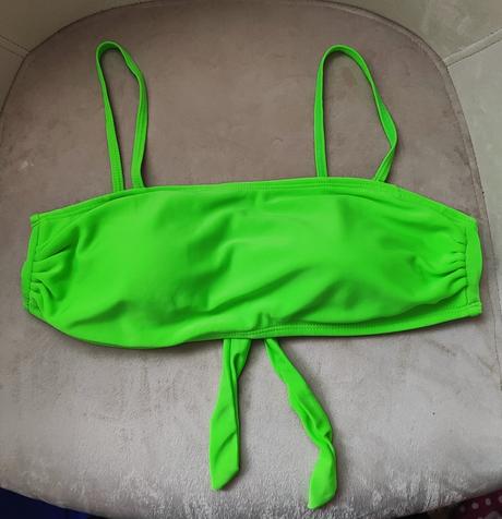 Neónové plavky vrch, m