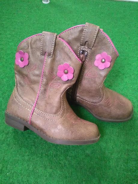 Štýlové dievčenské čižmičky, 23