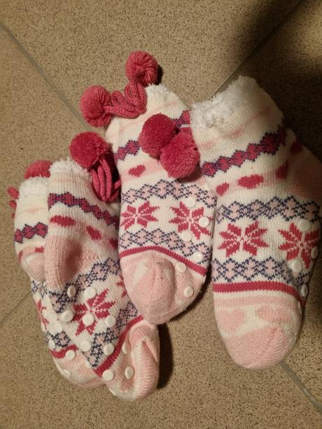 Teplé ponožky protišmykové, 24