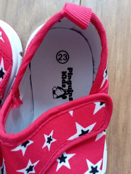 Topánočky v 23, 23