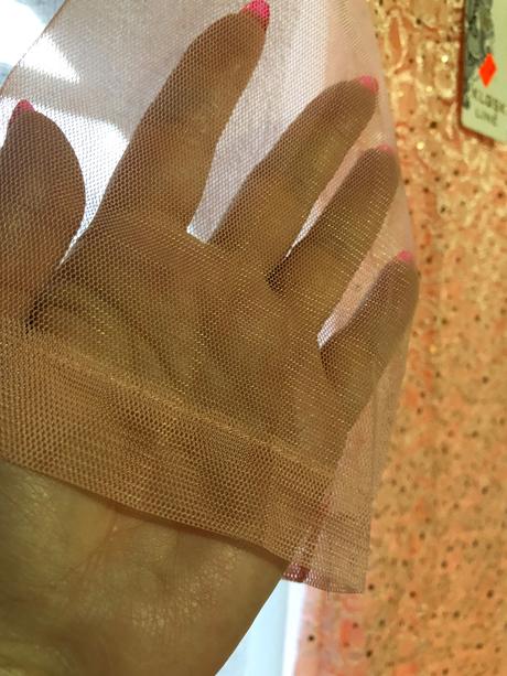 Spoločenské šaty, 40