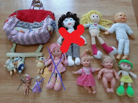 Bábiky, domček, hrazdička...,