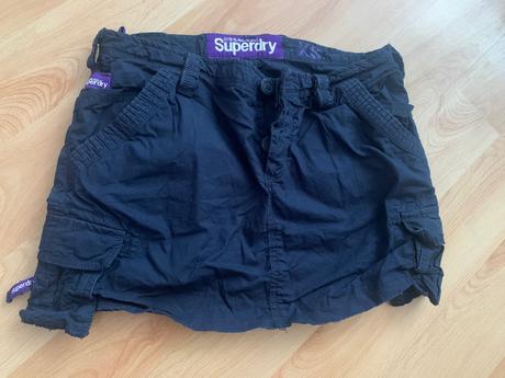 Dámske značkové oblecenie, s