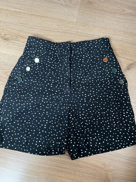 Dámske šortky, f&f,34