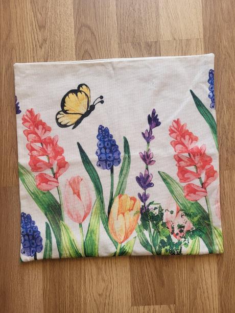 Obliecka na dekoracny vankus - kvety, 