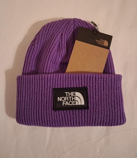 Dámska zimušná čiapka the north face .,