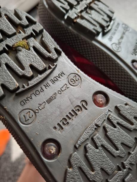 Gumáky demar nezateplene, demar,26