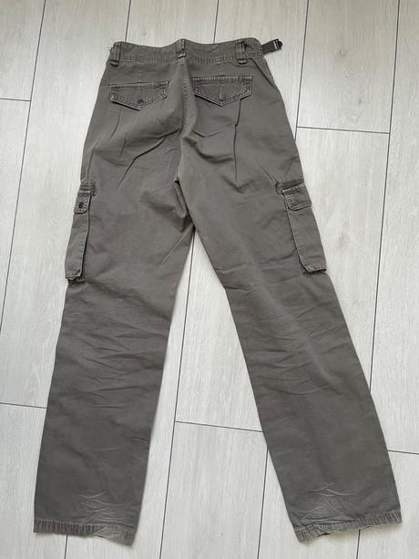 Kapsáčové nohavice, bershka,32