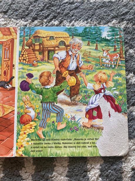 Snehulienka a medovníková chalúpka leporelá, 