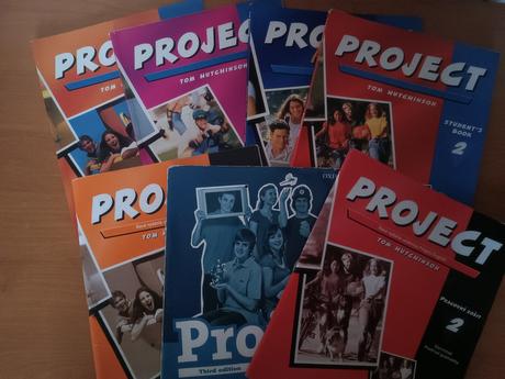 Učebnice - anglický jazyk, chémia, matematika...,