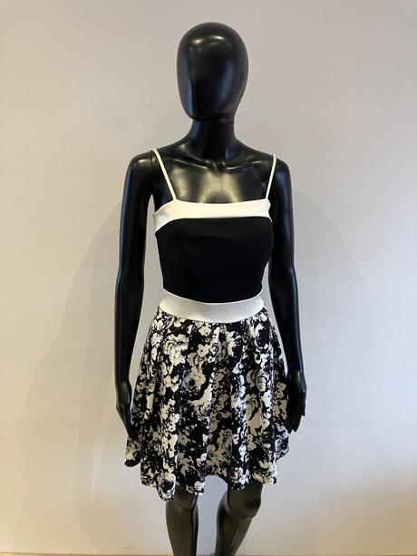 Dámske elegantné šaty čierno biele (s), s