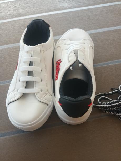 Tenisky, reserved,29