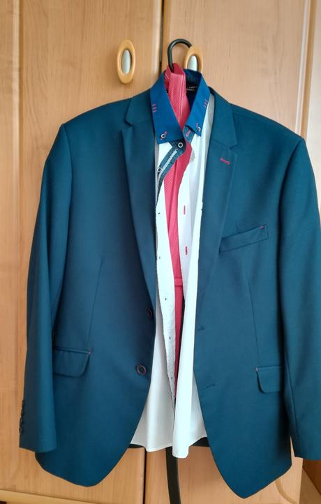 Oblek pre chlapca v. l, 170