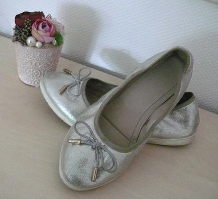 Strieborné balerínky, 36