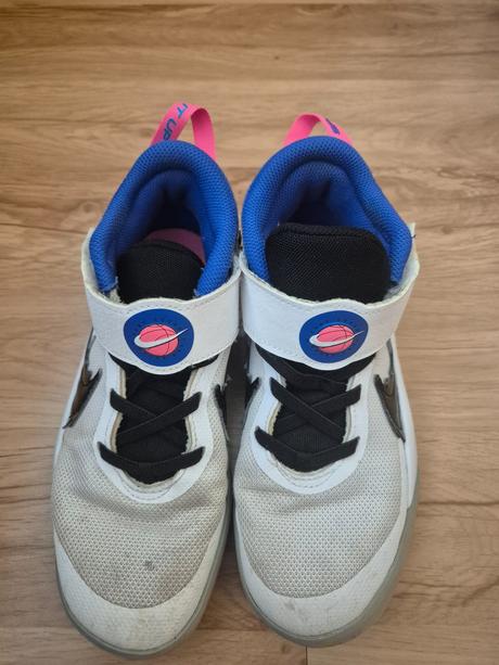 Dievčenské tenisky, nike,33
