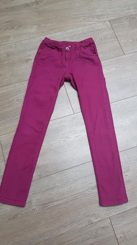 Dievčenské fialové rifle 158, reserved,158