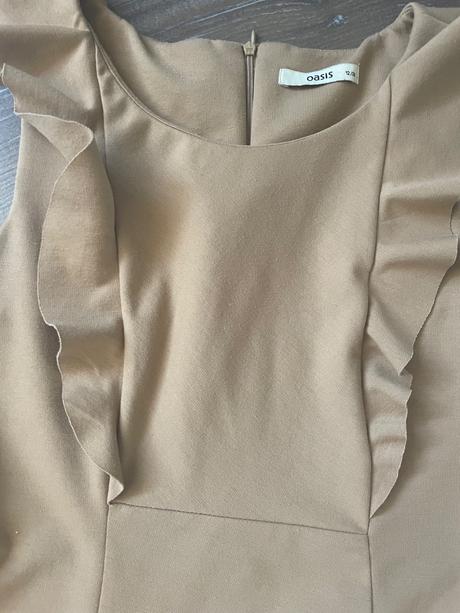 Béžové saty zn oasis, 38