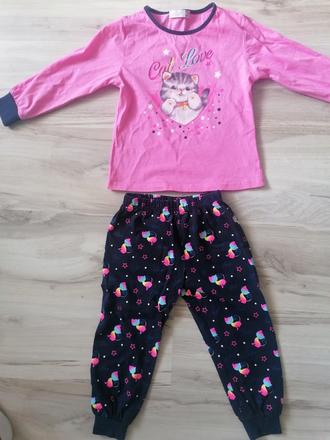 Pyzamko 104/110, 104