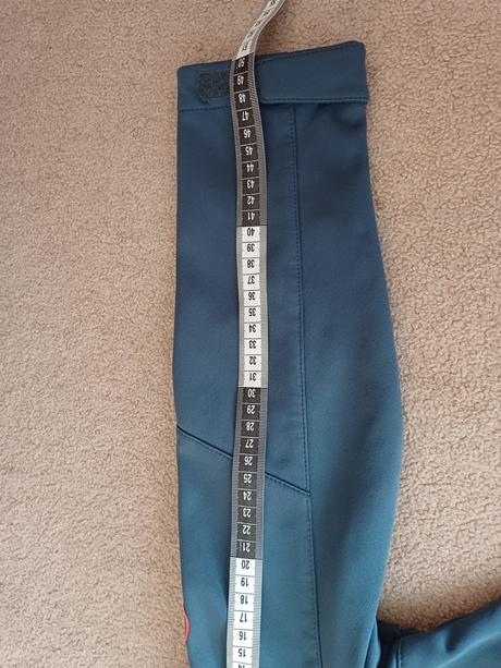 Softshellova vetrovka, 128