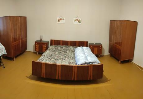 Retro nábytok do spálne, 