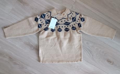 Svetrík reserved, reserved,104