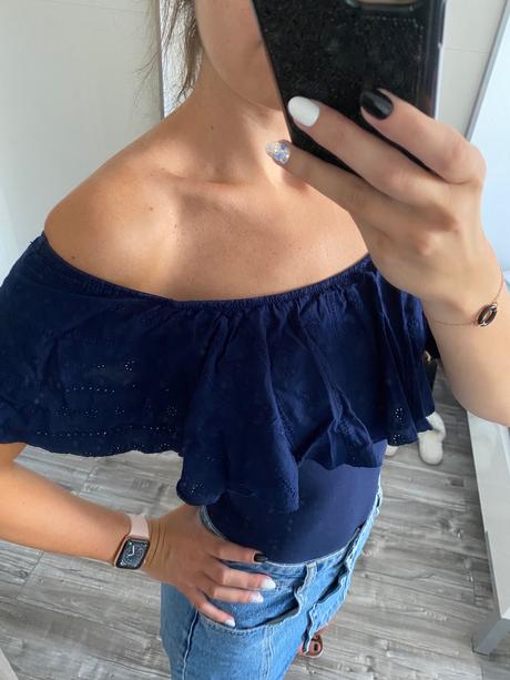 Body s madeirovym volanom, tezenis,s