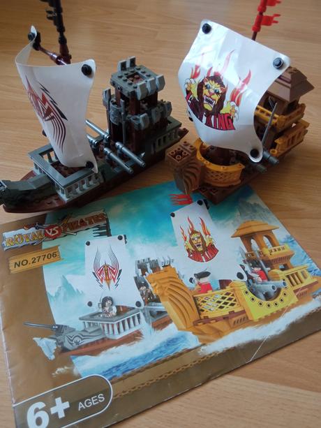 Stavebnica - dve lode a návod, 