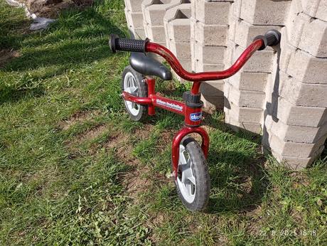 Odrážadlo chicco red-bullet, chicco