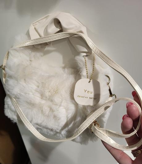 Kožušinková kabelka-biela,