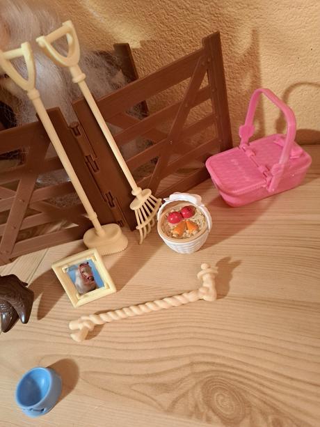 Barbie dream stable 2006, 