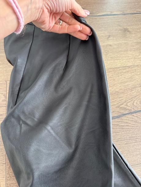 Cierne kozenkove nohavice ll veľkosť xxs, xs