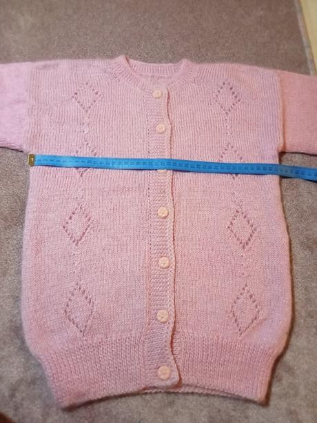 Ručné pletený teplý mohérový ružový svetrík, 146