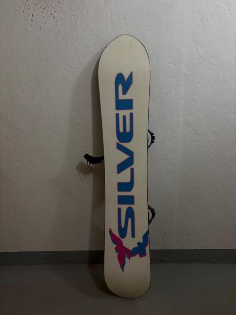 Snowboard radical silver s viazaním, 150-159 cm