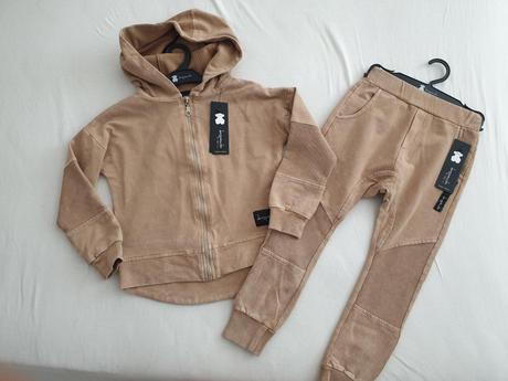 2x suprava do skolky, skoly despacito 92, 92