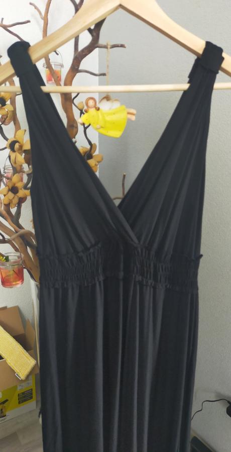 Cierne saty na ramienka, m