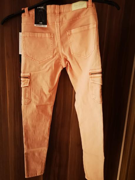 Nohavice skinny, takko,140