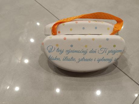 Držiak na okuliare, 