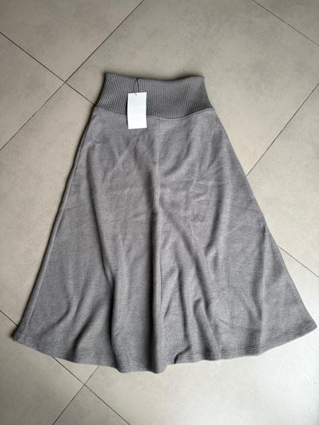 Sukna zara c. s, zara,s